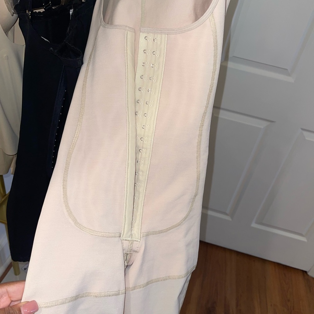 Women's Beige Colombian Faja.